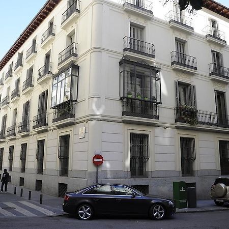 Gran Via Suites Madrid Exterior photo