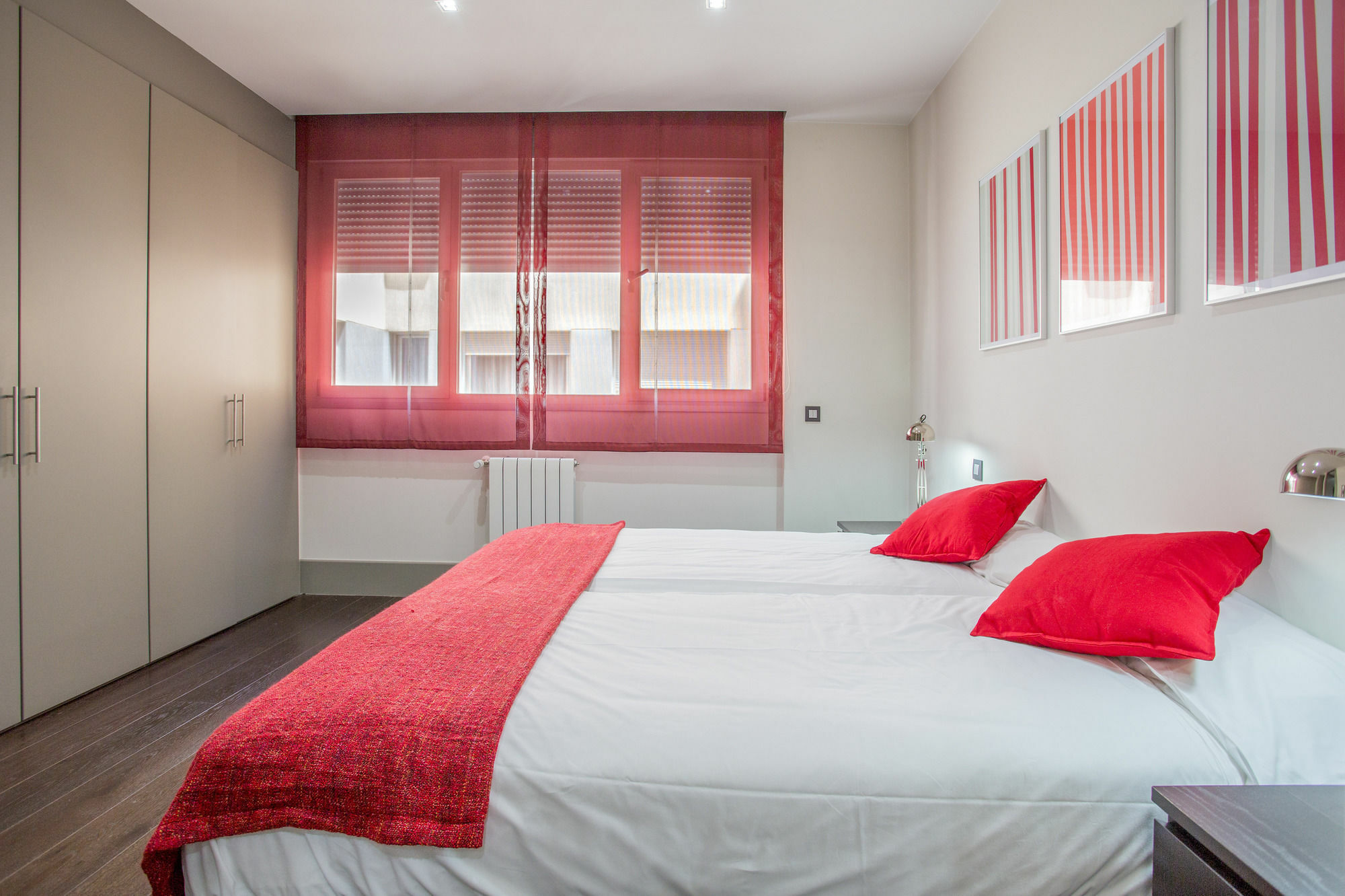 Gran Via Suites Madrid Exterior photo